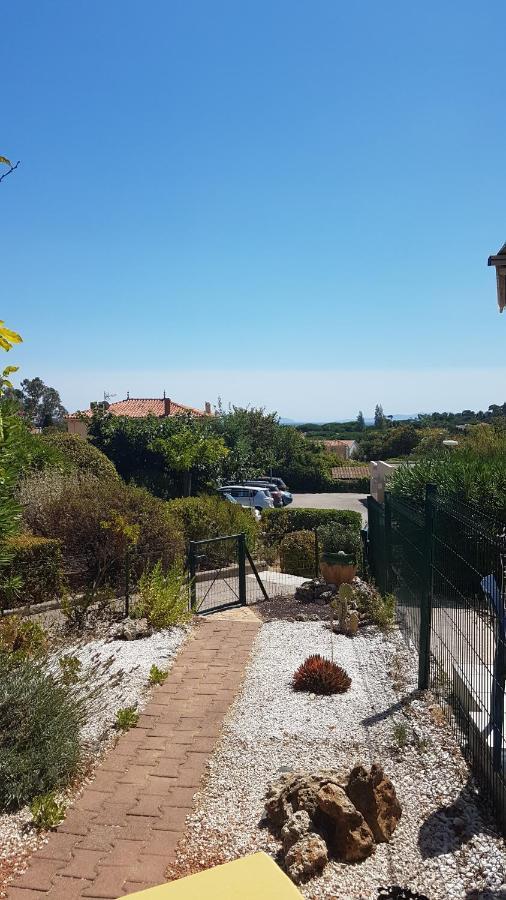 Au Coin De L'Olivier Apartamento Le Lavandou Exterior foto