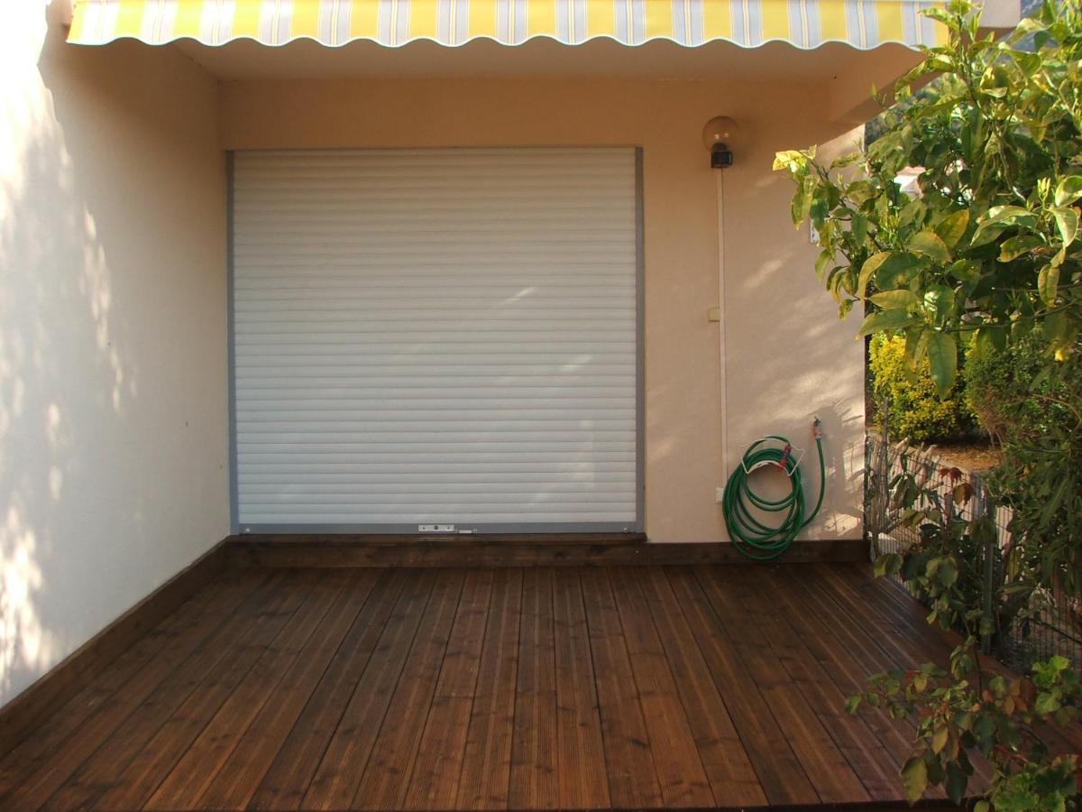 Au Coin De L'Olivier Apartamento Le Lavandou Exterior foto